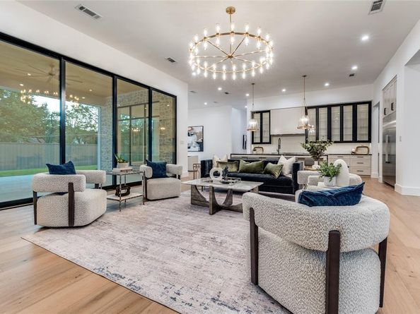 3788  Vinecrest Drive , Dallas Texas 75229