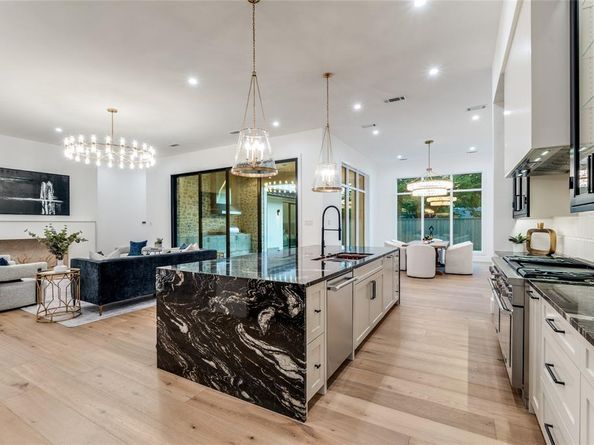 3788  Vinecrest Drive , Dallas Texas 75229