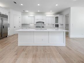 6301  Churchill Way , Dallas Texas 75230