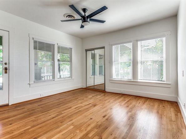 4601  Pershing Avenue , Fort Worth Texas 76107