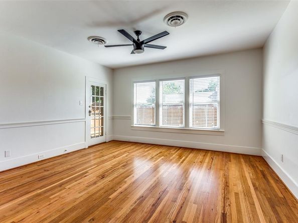 4601  Pershing Avenue , Fort Worth Texas 76107