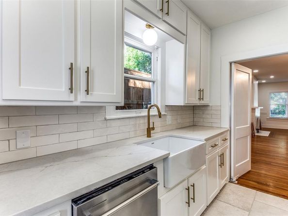 4601  Pershing Avenue , Fort Worth Texas 76107