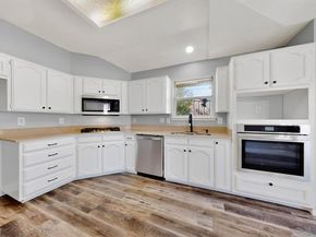 8510  Hartford Drive , Rowlett Texas 75089