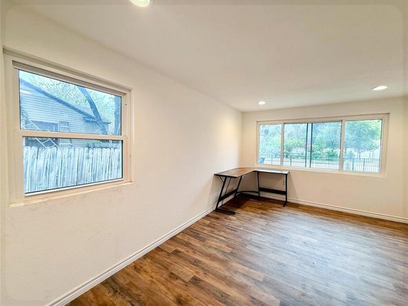 1315  Whitley Drive , Dallas Texas 75217