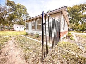 1315  Whitley Drive , Dallas Texas 75217