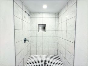 1315  Whitley Drive , Dallas Texas 75217