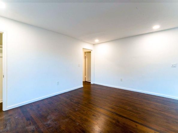 1315  Whitley Drive , Dallas Texas 75217