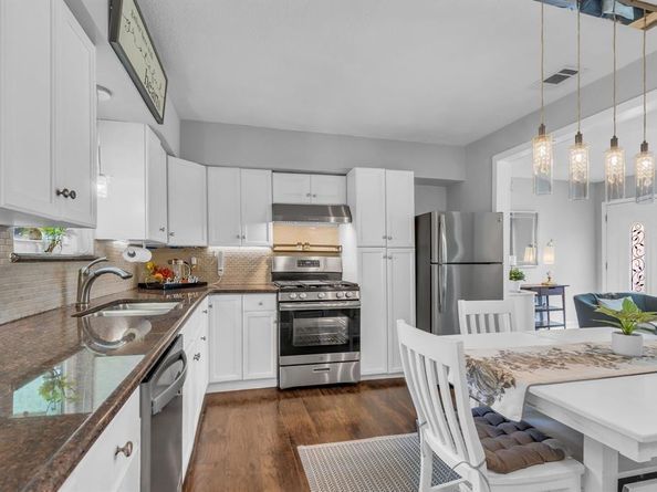 1137  Ridgeview Street , Mesquite Texas 75149