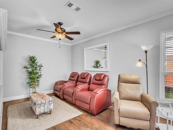 1137  Ridgeview Street , Mesquite Texas 75149