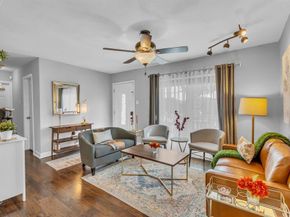 1137  Ridgeview Street , Mesquite Texas 75149