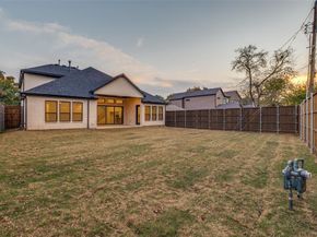 3849  Hawick Lane , Dallas Texas 75220