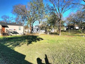 8525  Oak Haven Lane , Dallas Texas 75217