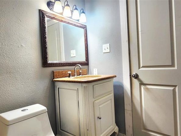 8525  Oak Haven Lane , Dallas Texas 75217