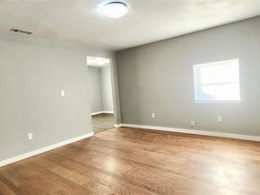 8525  Oak Haven Lane , Dallas Texas 75217