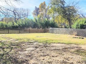 8525  Oak Haven Lane , Dallas Texas 75217