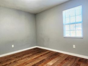 8525  Oak Haven Lane , Dallas Texas 75217