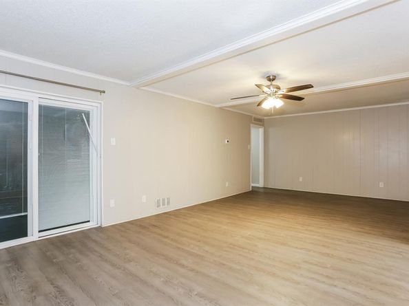 5123  Elkridge Drive , Dallas Texas 75227