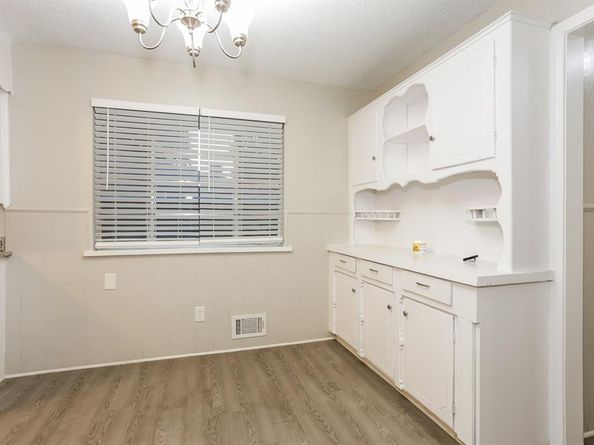 5123  Elkridge Drive , Dallas Texas 75227