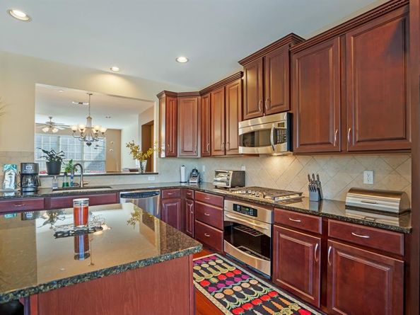 7852  Fox Horn Drive , Irving Texas 75063