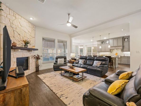 1223  Canyon  , Grapevine Texas 76051