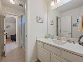 1223  Canyon  , Grapevine Texas 76051