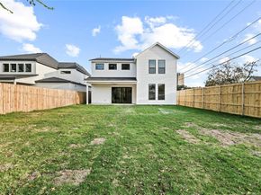 2401  Peabody Avenue , Dallas Texas 75215
