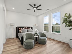 2401  Peabody Avenue , Dallas Texas 75215