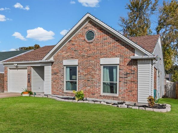 4017  Huckleberry Drive , Fort Worth Texas 76137