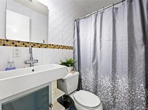 6907 Little Neck Parkway, Glen Oaks NY 11004