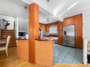 6907 Little Neck Parkway, Glen Oaks NY 11004