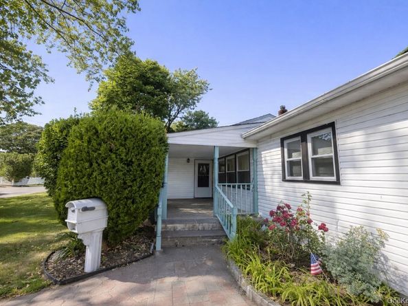 1327 Brooklyn Boulevard, Bay Shore NY 11706