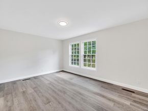 3 Beach Plum Drive, Northport NY 11768