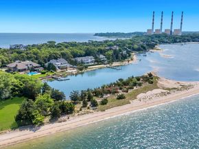 3 Beach Plum Drive, Northport NY 11768