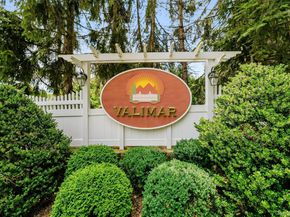 151 Classic Court, White Plains NY 10603