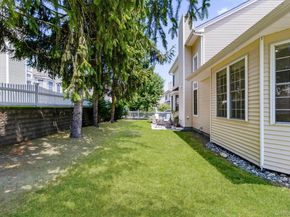 151 Classic Court, White Plains NY 10603