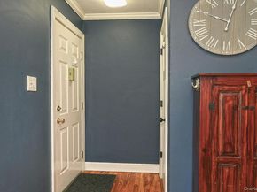 172 Edmunton Drive D9, North Babylon NY 11703