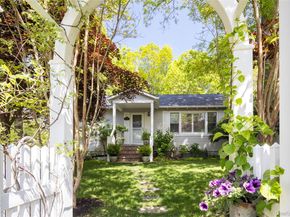 16 Bowditch Road, Shelter Island NY 11964