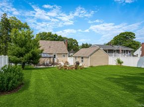 34 Weichers Street, Ronkonkoma NY 11779
