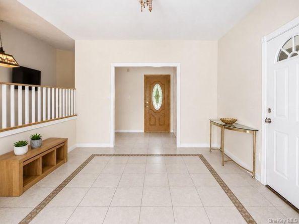 1020 Commack Road, Dix Hills NY 11746