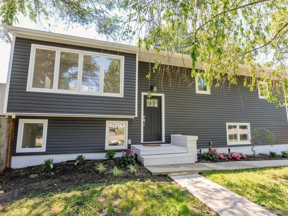 34 John Street N, Shoreham NY 11786