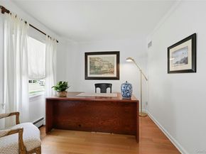 4 Bacon Lane, Babylon NY 11702