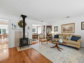 4 Bacon Lane, Babylon NY 11702
