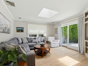 4 Bacon Lane, Babylon NY 11702