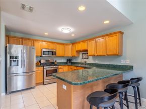 7 Summerfield Lane S 7, Aquebogue NY 11901