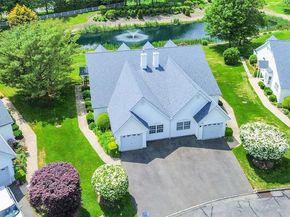 7 Summerfield Lane S 7, Aquebogue NY 11901