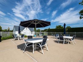 7 Summerfield Lane S 7, Aquebogue NY 11901