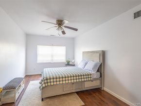 7 Summerfield Lane S 7, Aquebogue NY 11901
