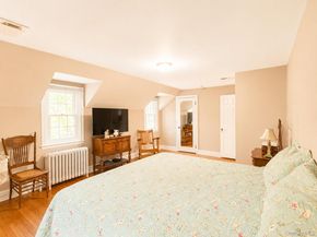 15 Anita Place, Farmingdale NY 11735