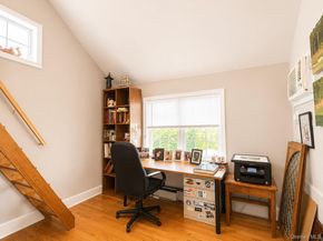 15 Anita Place, Farmingdale NY 11735