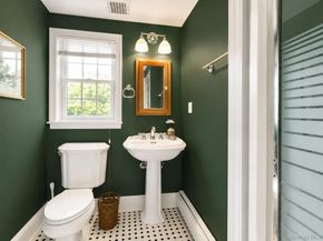 15 Anita Place, Farmingdale NY 11735